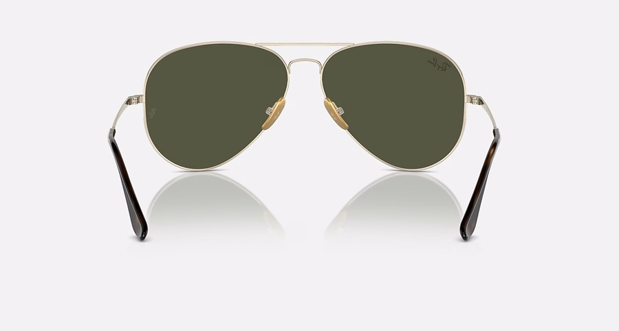 AVIATOR TITANIO